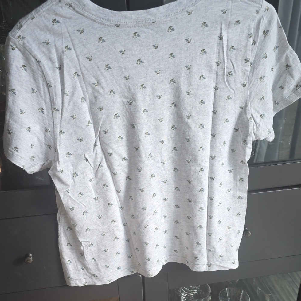 aerie Heather Gray Floral Tee with Tiny Green Blossoms - Picture 2 of 6